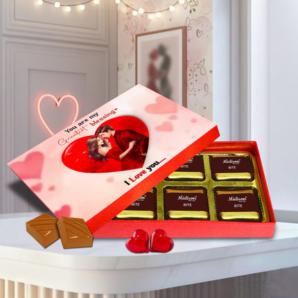 Classic Chocolate Gifts Box for Girlfriend, Wife, Husband & Boyfriend | Sweet Romantic Chocolate Hamper for Love, Birthday & Anniversary