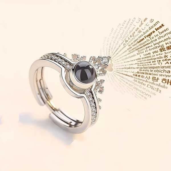 Silver ring with a black gemstone 