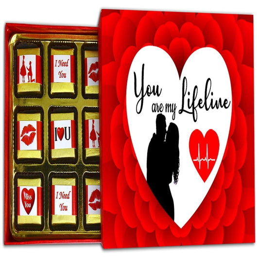 Chocolate gift box for romantic occasion, Romantic gifts for boyfriend on Valentine’s Day

