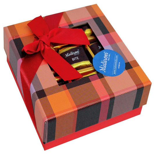 chocolate gifts for wife,  Chocolate hampers for Valentine’s Day

