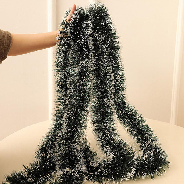 Christmas tinsel decoration
Christmas tree tinsel
Shiny Christmas tinsel
Christmas tinsel
