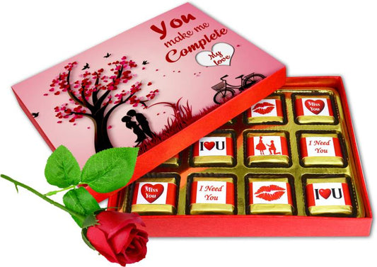 Valentine gift set of chocolate  perfect for expressing love to your partner.